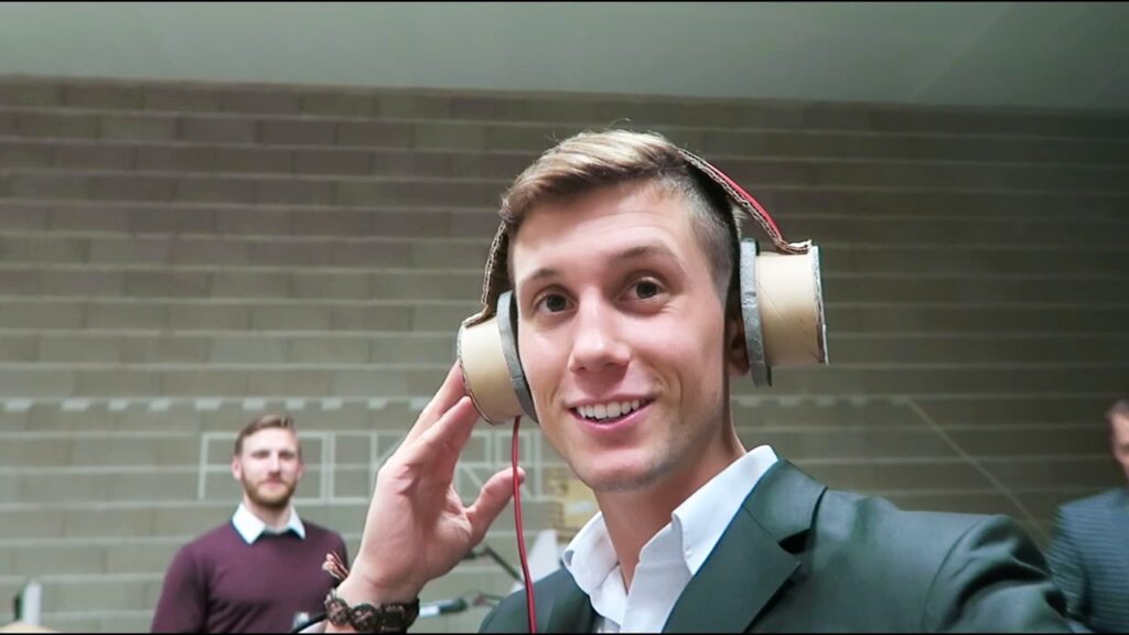DIY HEADPHONES – ESTONIA STARTUP SCENE
